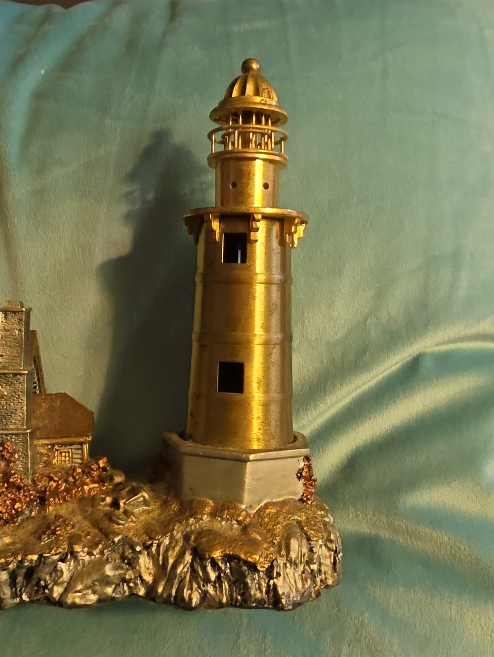 Lighthouse - Picture 2 of 9